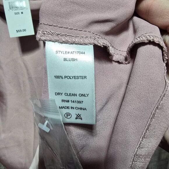 ASTR The Label Ellen Top Blush NWT - Picture 5 of 5